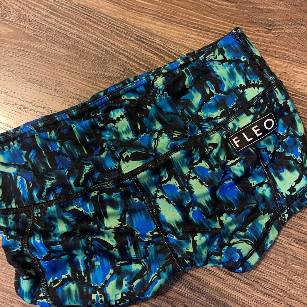 Fleo Paradise Peacock- low rise contour